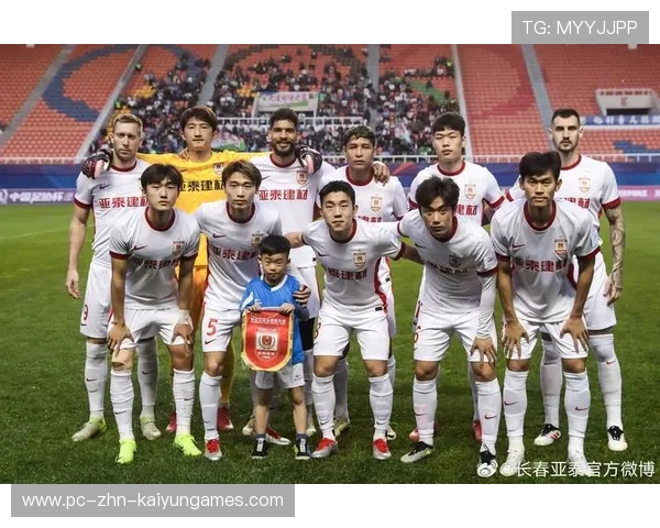 亚泰后腰组合表现稳定中场硬度提升明显，亚泰集锦